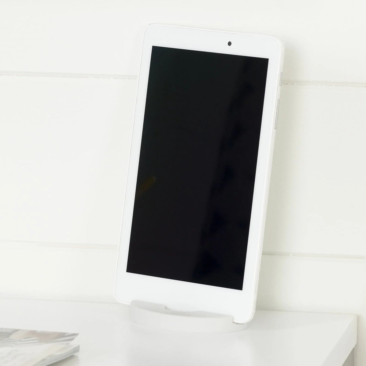 Contemporary White Desk F5920