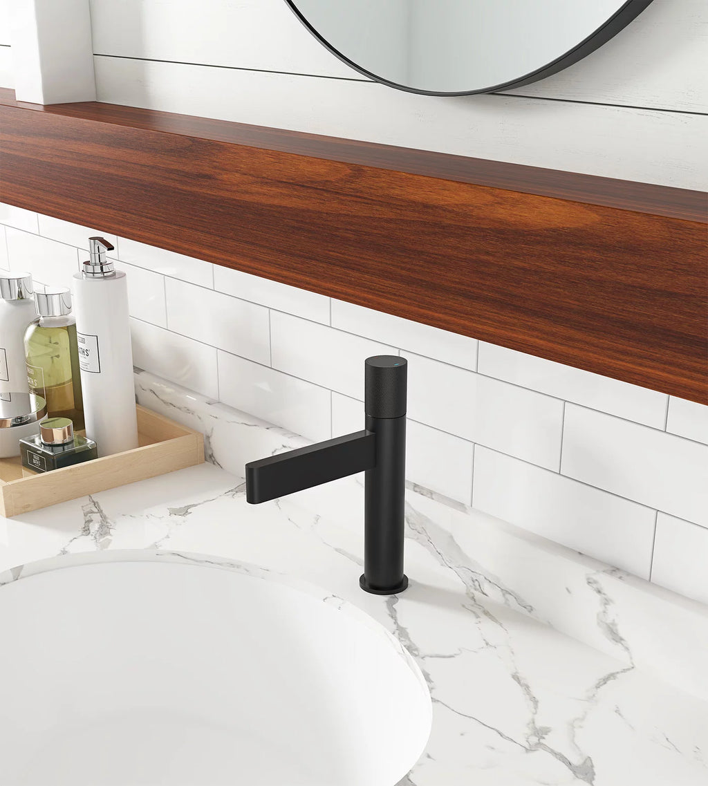 Single Hole Black Bathroom Faucet Q3132