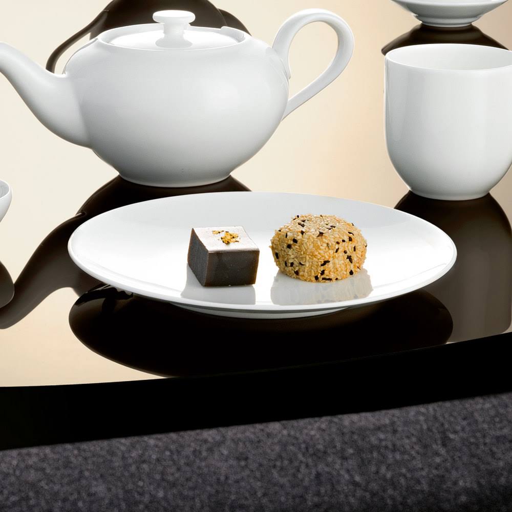 White Bone Porcelain Flat Coupe Plate A1054