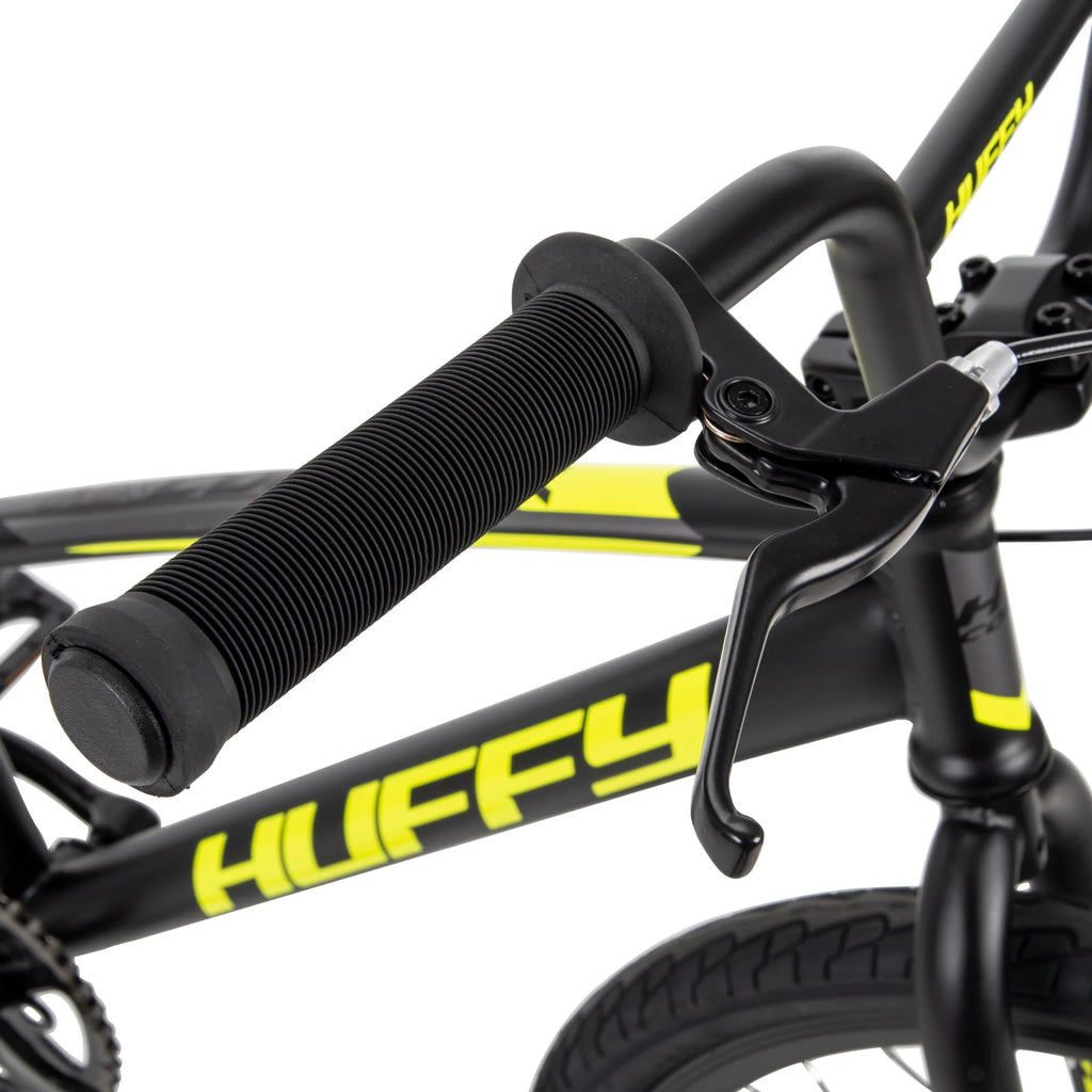 24-inch Black/Yellow BMX Bike P5721