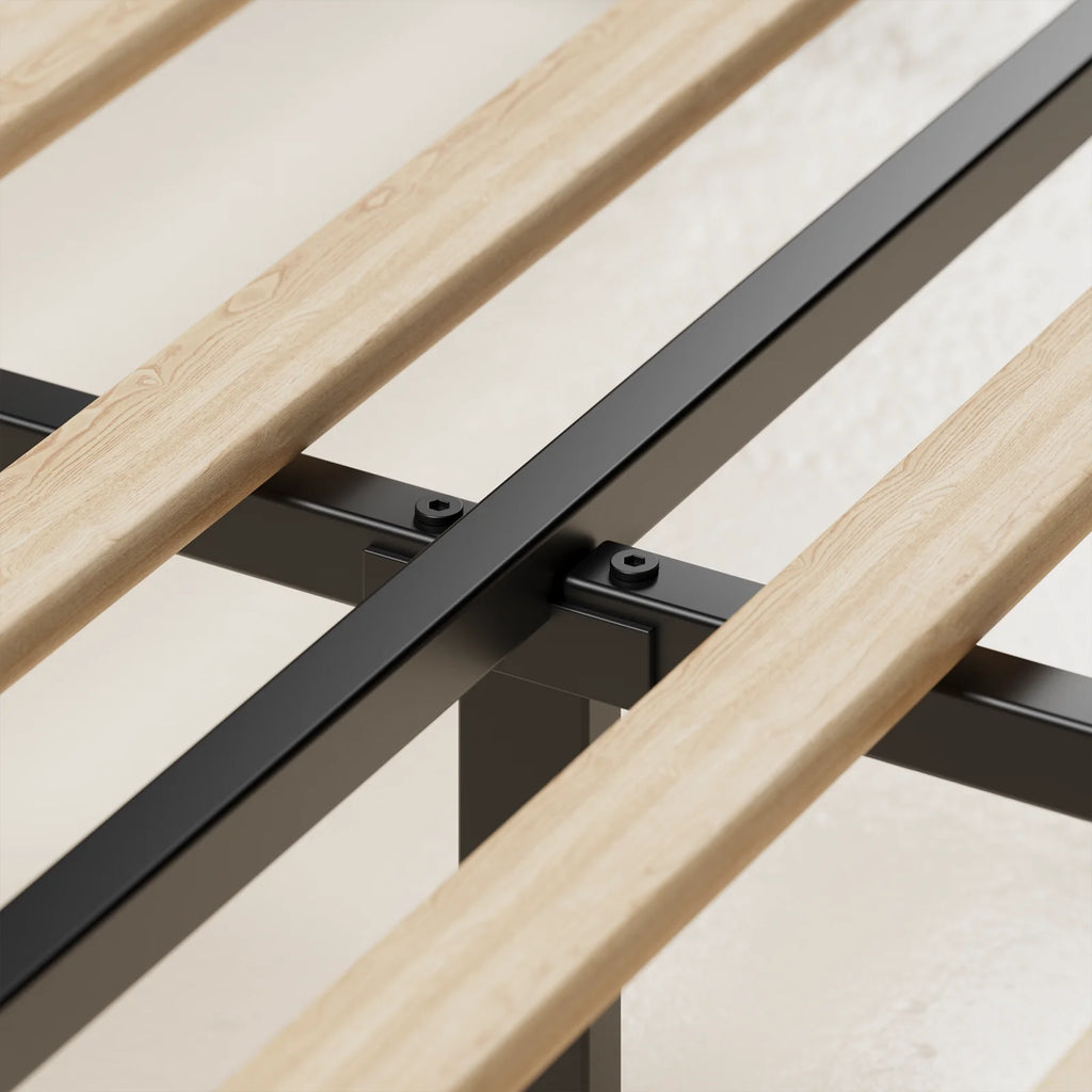 Full Bed Frame with 4 Storage Drawers Q9534