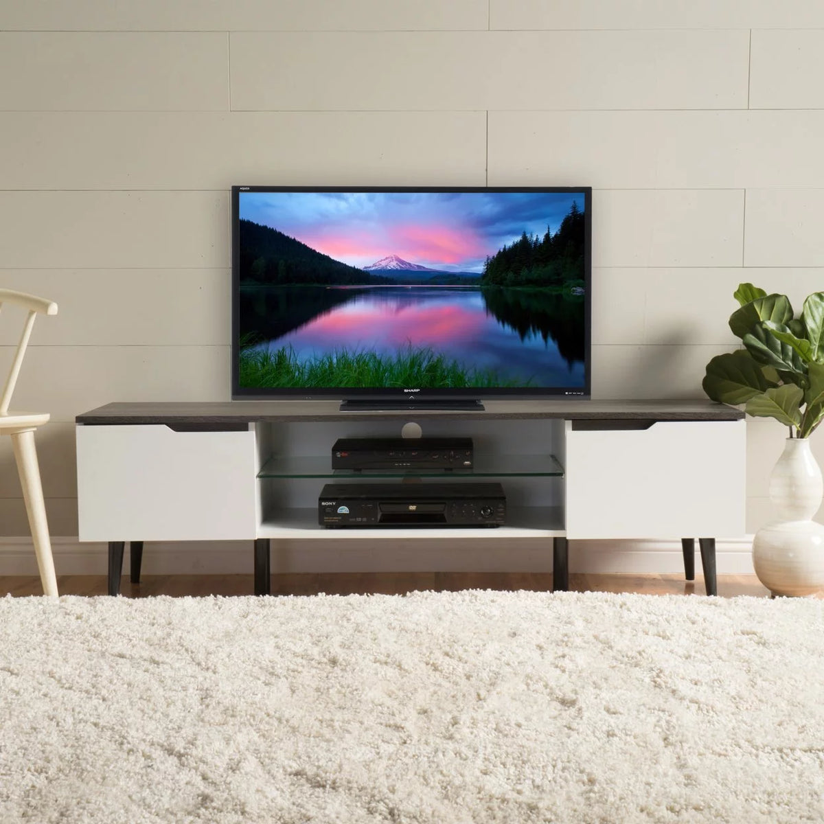Mid Century Design TV Stand E9713