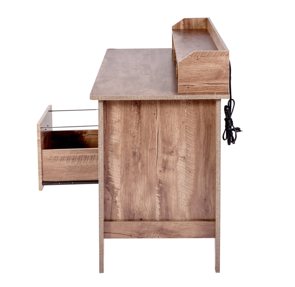 Executive Desk with Hutch, USB and Charger Hub I712