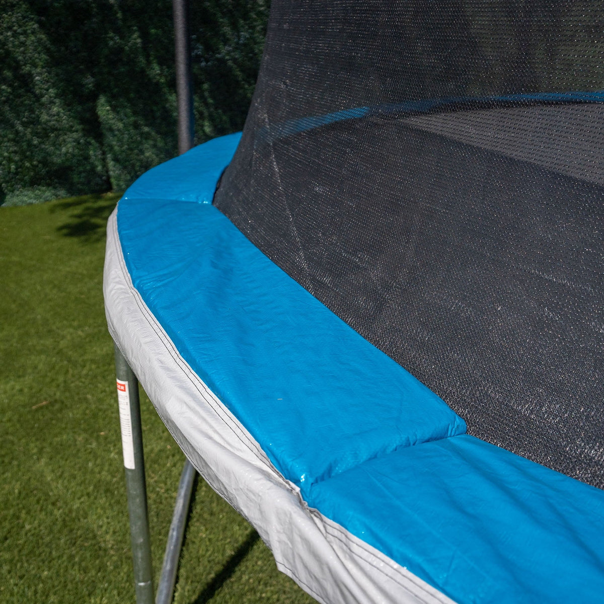 14ft Trampoline and Enclosure with Basketball Hoop J113