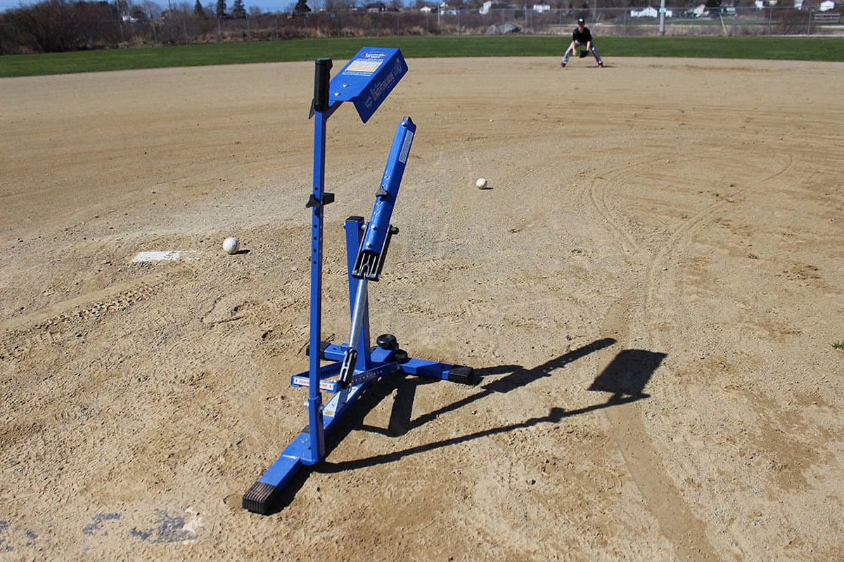 Blue Flame Pitching Machine I841179