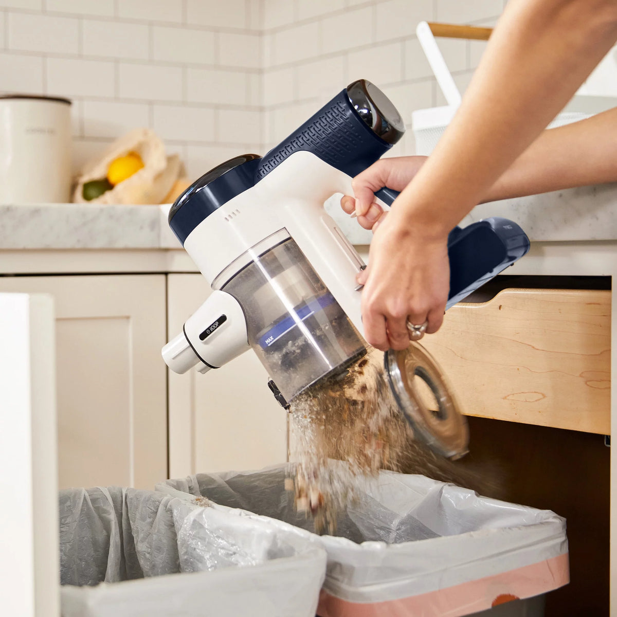 Cordless Stick Vacuum Cleaner H101