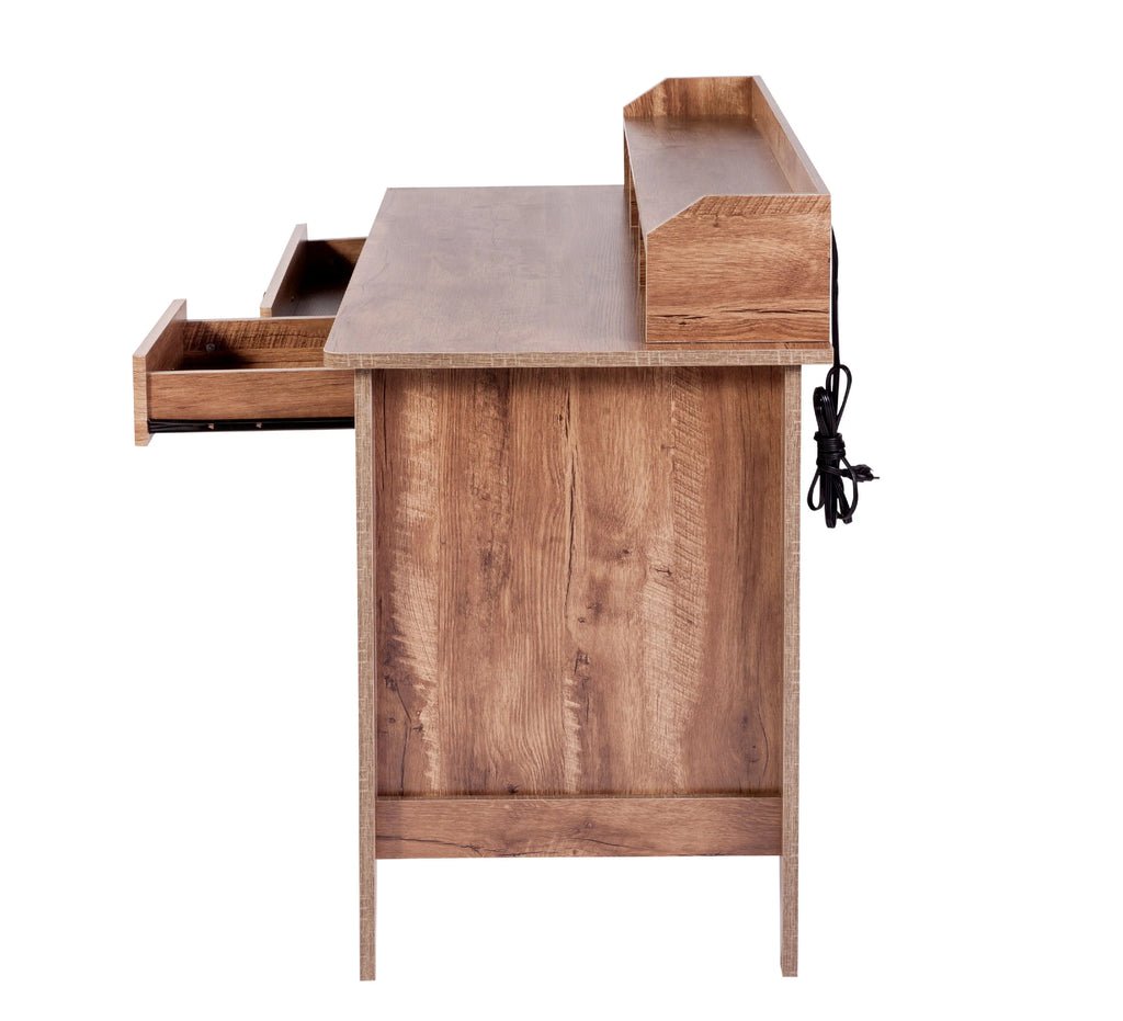 Executive Desk with Hutch, USB and Charger Hub I712