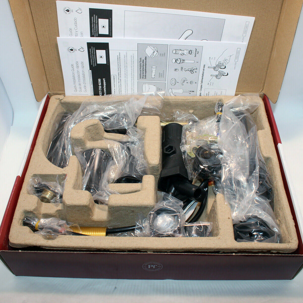 2-Handle Widespread Bathroom Faucet B82893