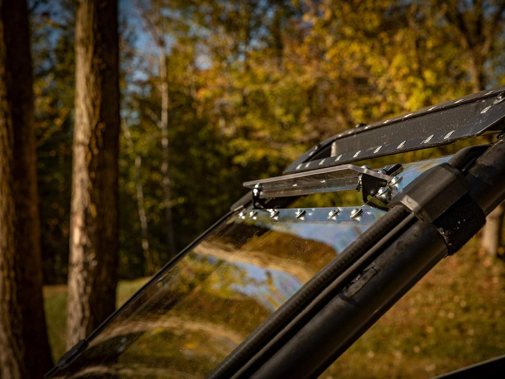Heavy-Duty Scratch Resistant Vented Full Windshield E3167