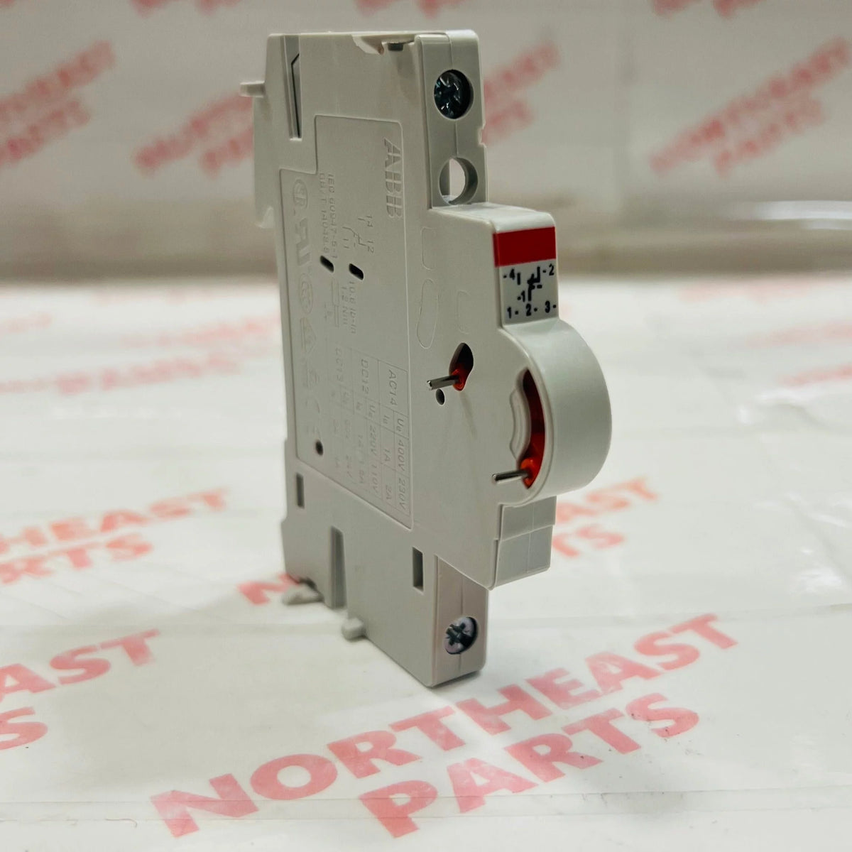 Auxiliary Contact S7667
