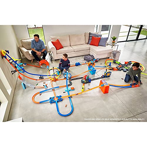 Toy Car Track Builder Playset with 25 Component Parts & 1:64 Scale Vehicle O85676