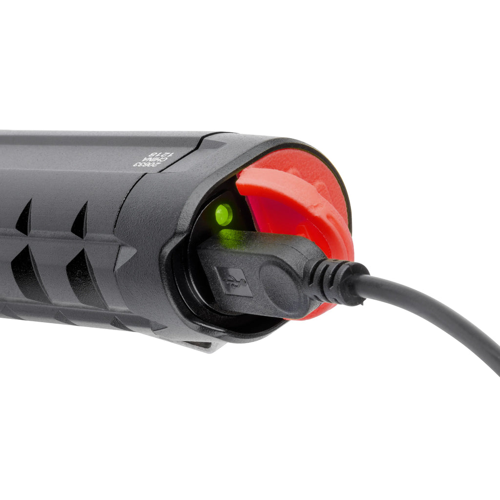 800 Lumens LED Flashlight Q1689