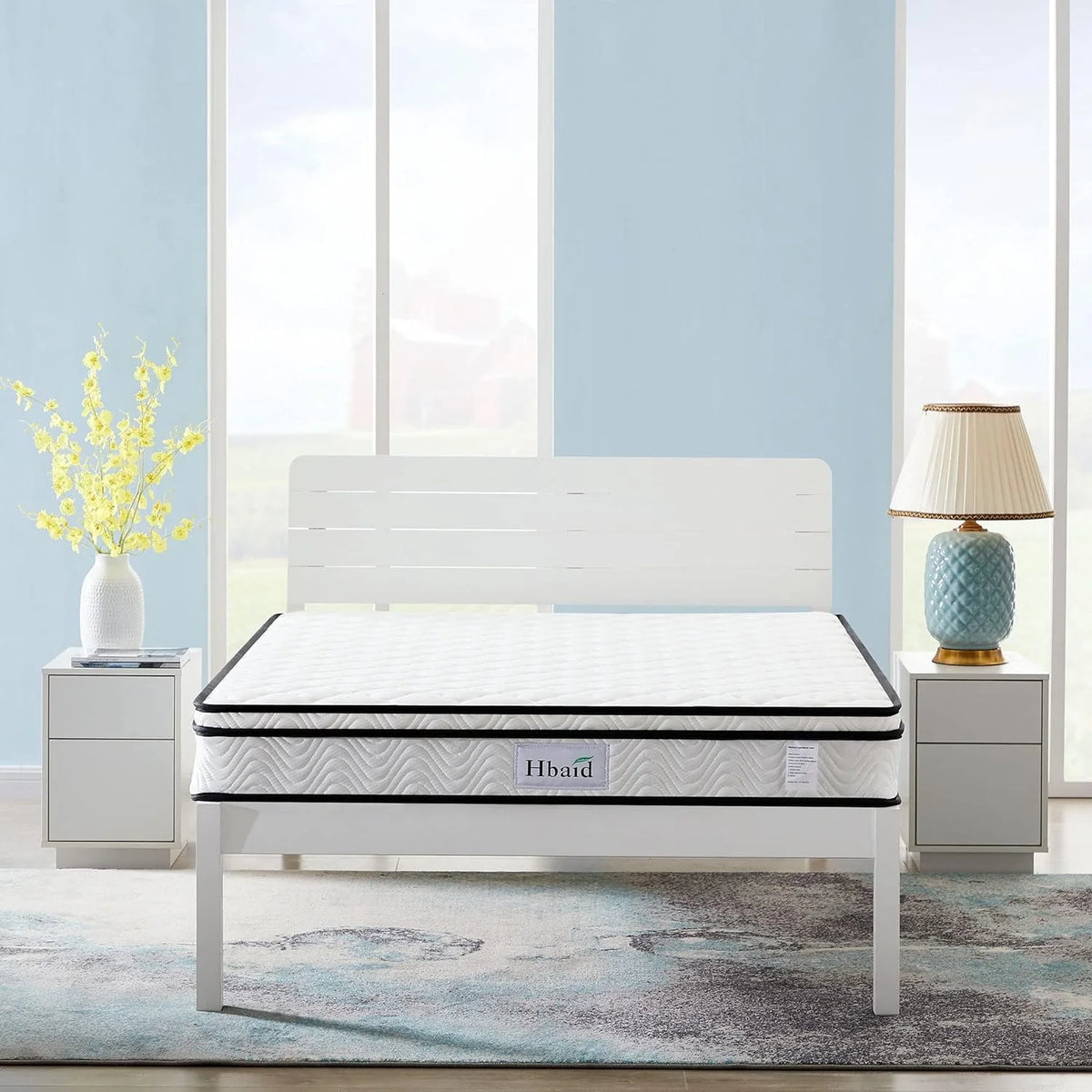 Queen 10 Inch Hybrid Mattress with Pocket Coils B157676