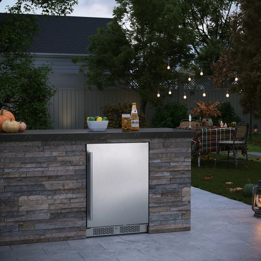 24" Wide 5.66 Cu. Ft. Built-In Compact Outdoor Refrigerator - Stainless J3081