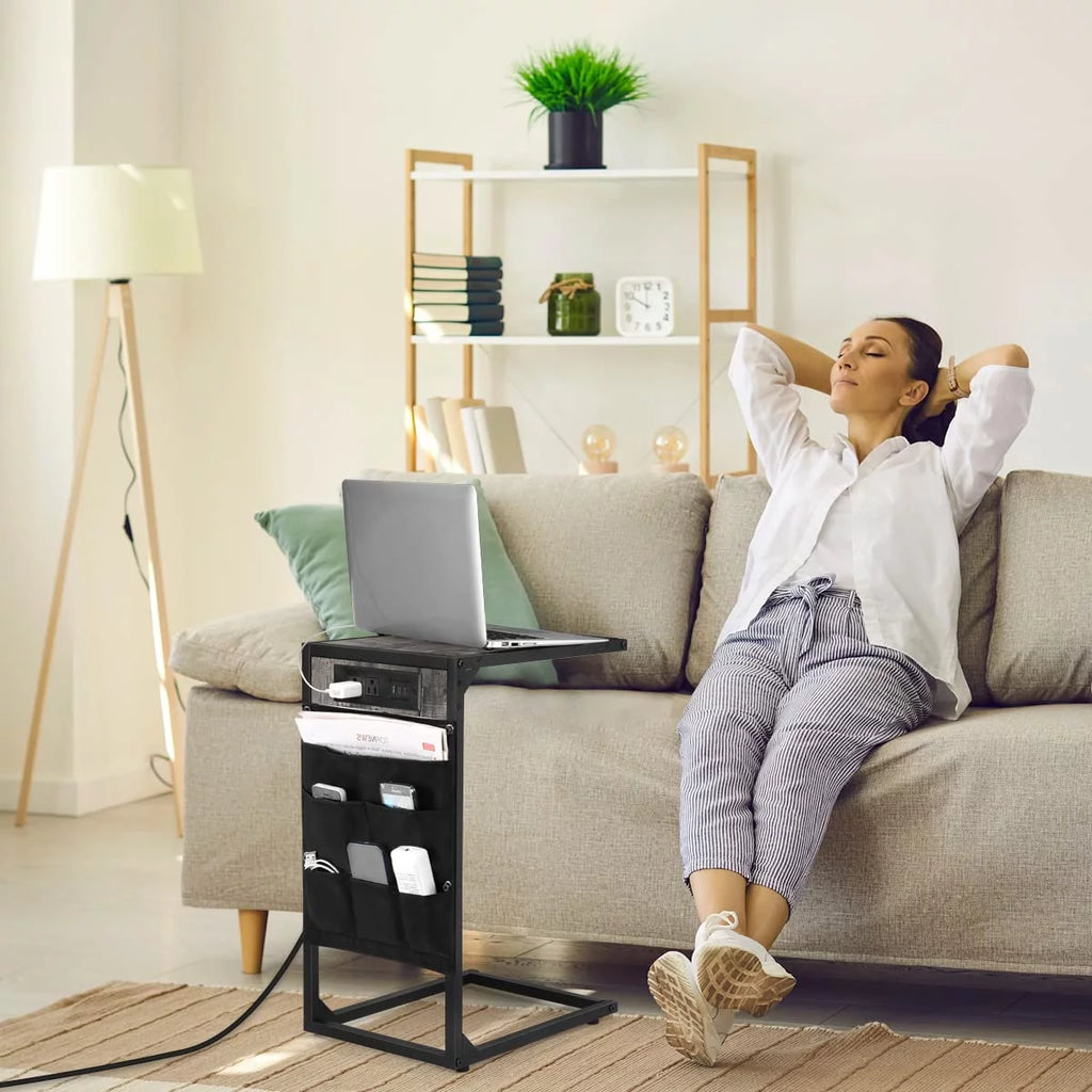 C Shaped End Table Set of 2 with Charging Station L425754