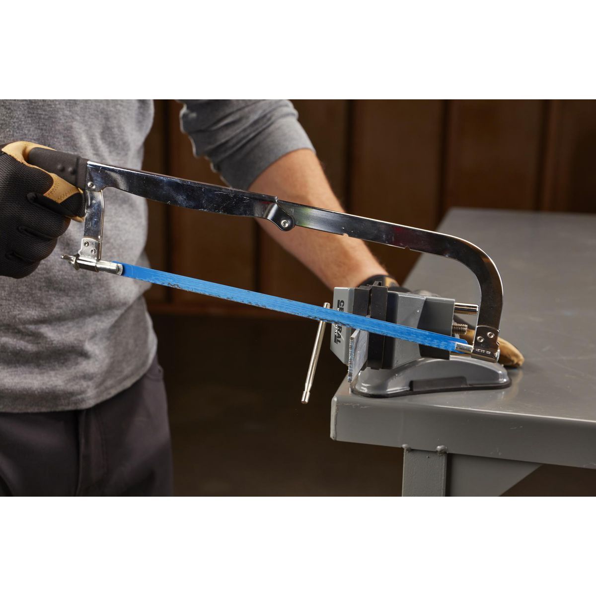 2-3/4 in. Articulated Vacuum Vise B1628
